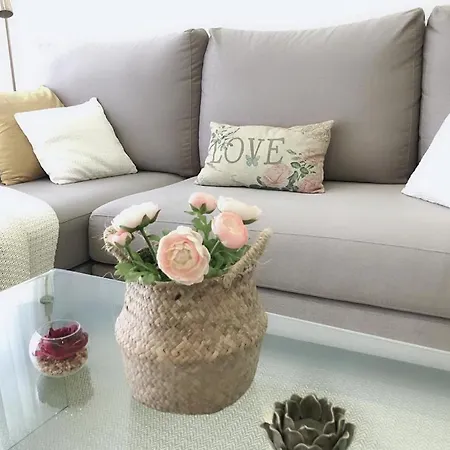 דירה Ocean Garden, Heated Pool, Sunny Terrace,fast Wifi